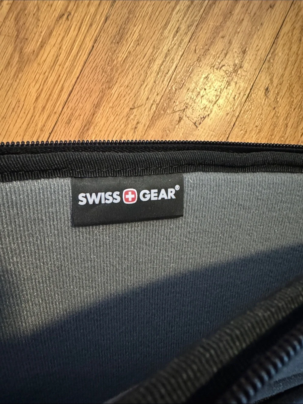 NWOT! LA Kings Black Laptop Sleeve with Front Pocket
